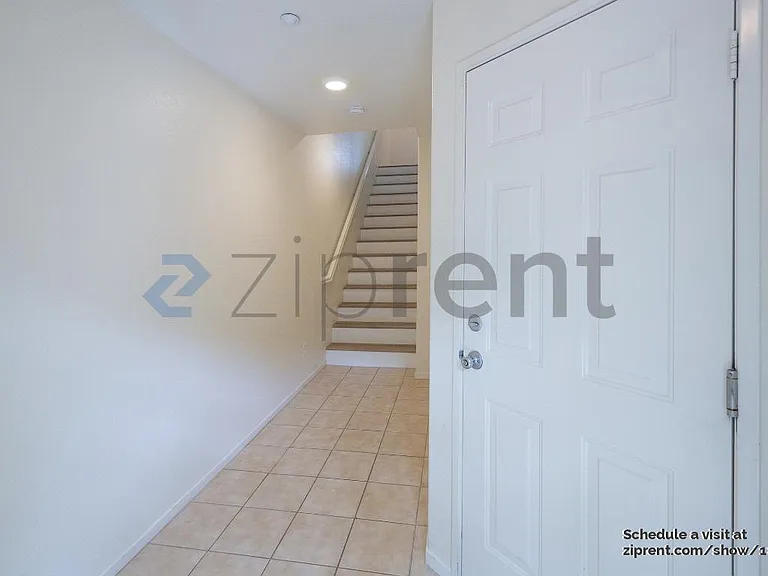16935 Laurel Hill Ln #181 — Photo 8