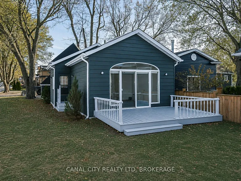 6 Colton Ave — Photo 34
