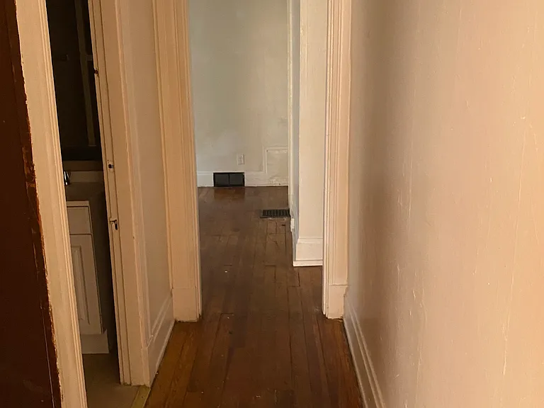 2333 Victor St — Photo 28