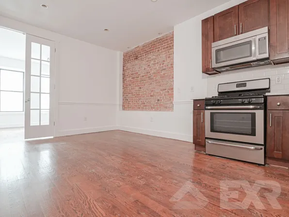 272 Sumpter Street image 1 of 8