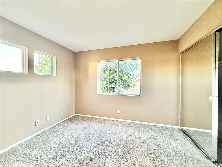 1 Acorn Rdg — Photo 18