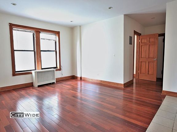 3rd image of 305 Convent Ave APT 23