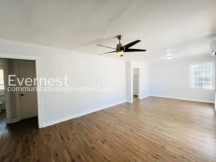 521 Launcelot Rd — Photo 6
