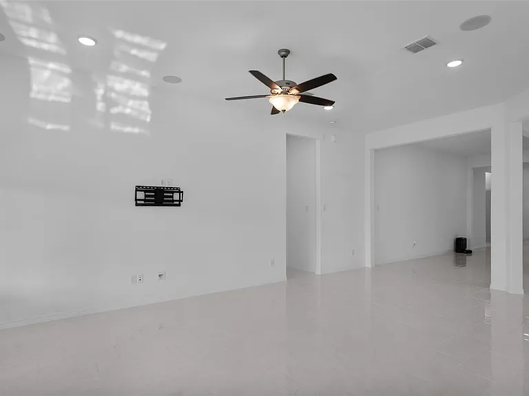 13710 Duro Bluff Dr — Photo 25