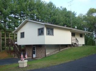 W5881 43rd St, New Lisbon, WI 53950