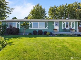 305 S B St, Prescott, WA 99348