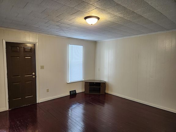4th image of 419 Olmstead St #Street1