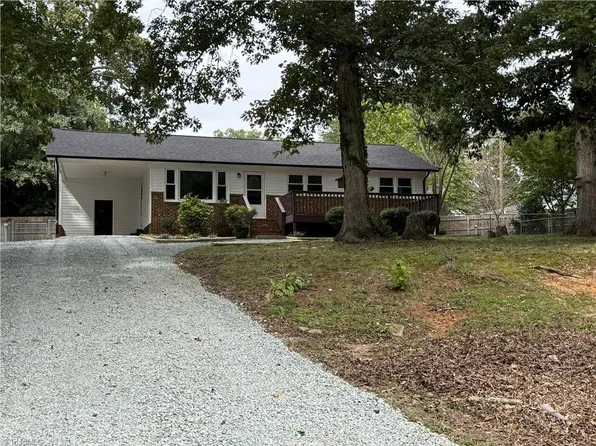 503 E Graham St, Mebane, NC 27302