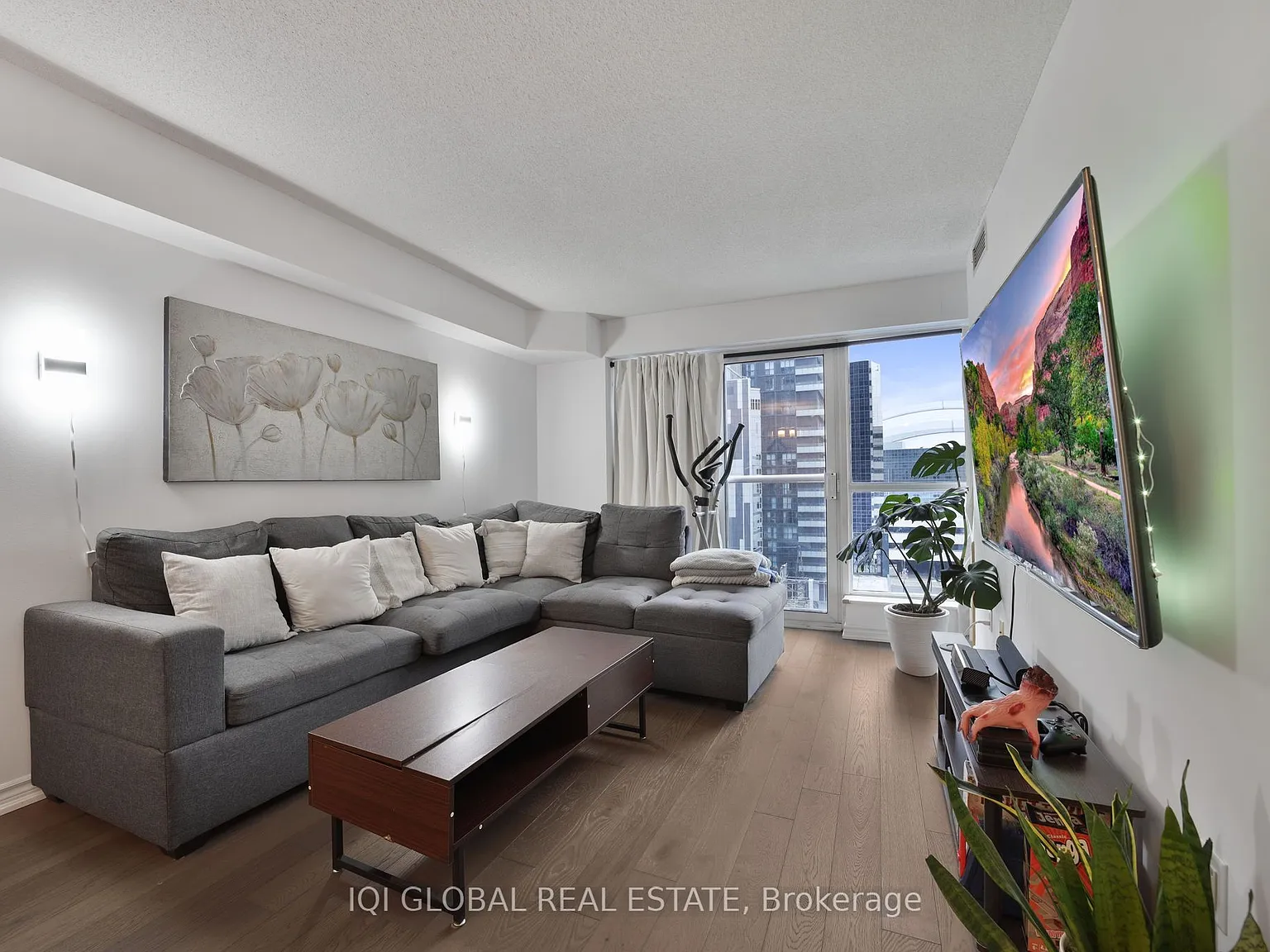2 bed, $2,850 — Photo 4