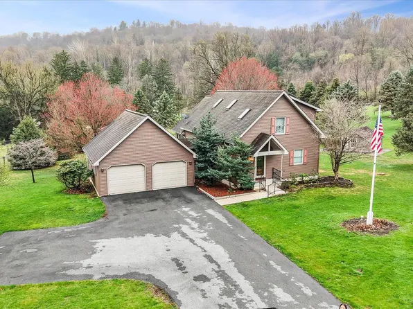 408 Preston Rd, Wernersville, PA 19565