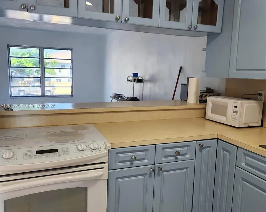 160 Royal Palm Rd #215