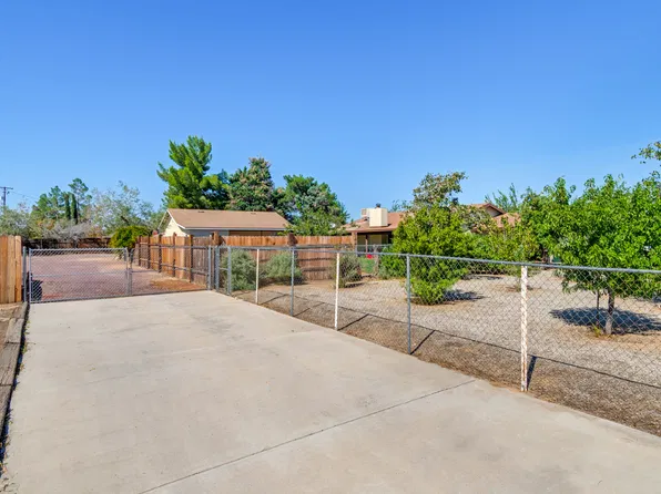 18785 Seneca Rd Unit A-92307, Apple Valley, CA 92307