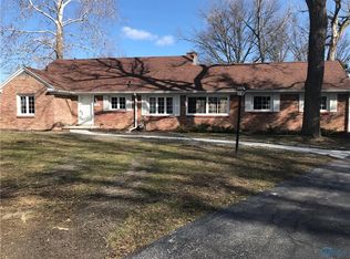 2780 Tamarack Dr, Toledo, OH 43614