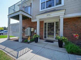 16541 Norfolk Dr, Macomb, MI 48044