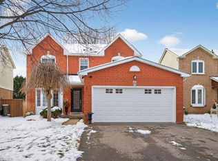 71 Royaledge Way, Hamilton, ON L8B0H4