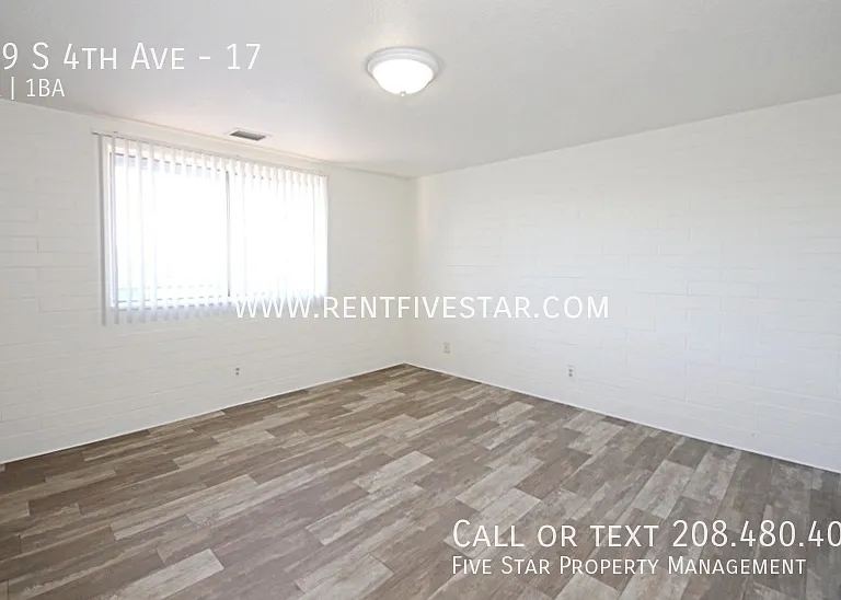 809 S 4th Ave #17 — Photo 2