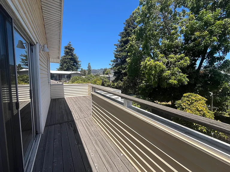 529 Stannage Ave — Photo 25