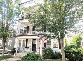 76 Farquhar St, Roslindale, MA