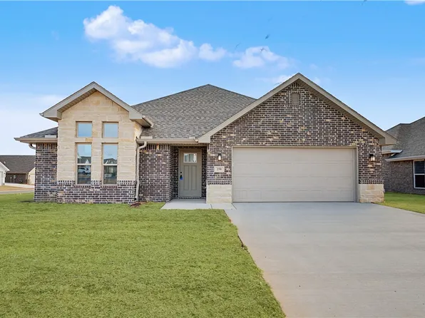 250 Ryker Rdg, Centerton, AR 72719