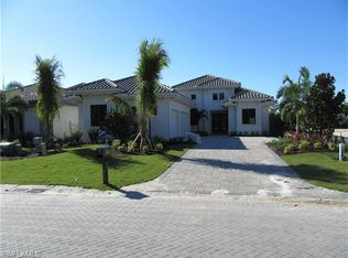 28854 Blaisdell Dr, Naples, FL 34119