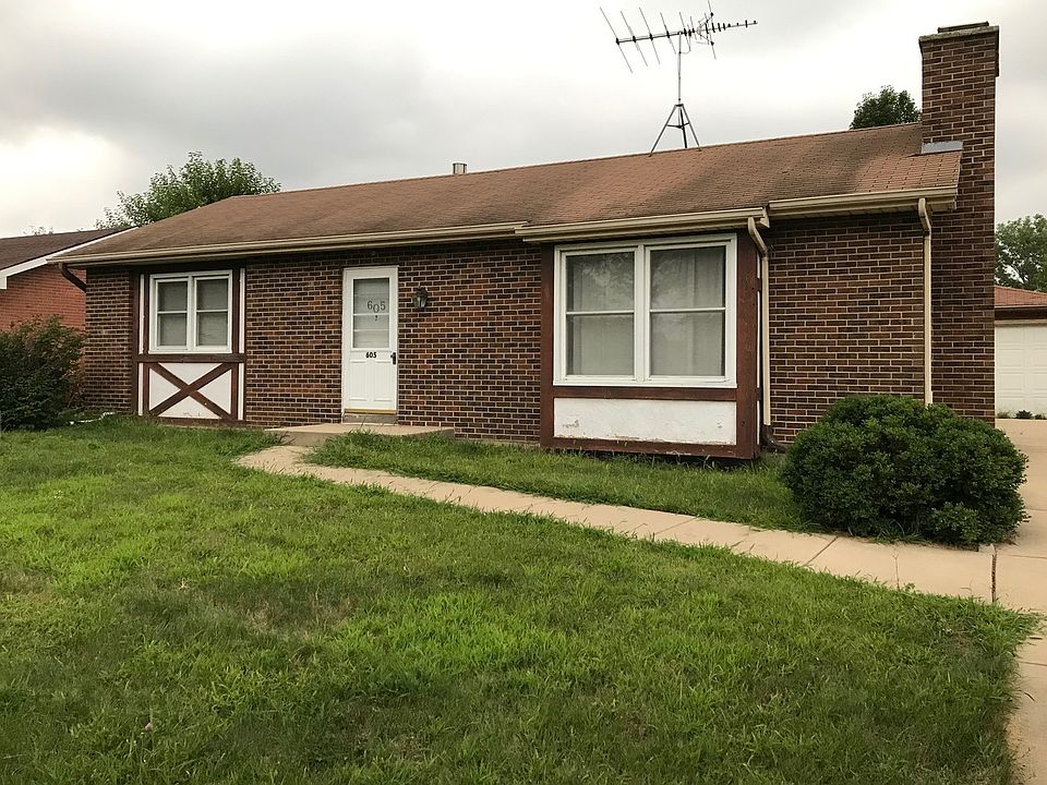 1st image of 605 Birchwood Dr