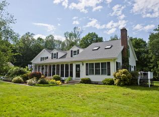 2 Sunset Rock Rd, Wilbraham, MA 01095