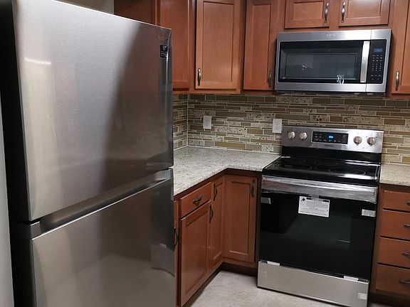 2nd image of 3639 Taliluna Ave #D4