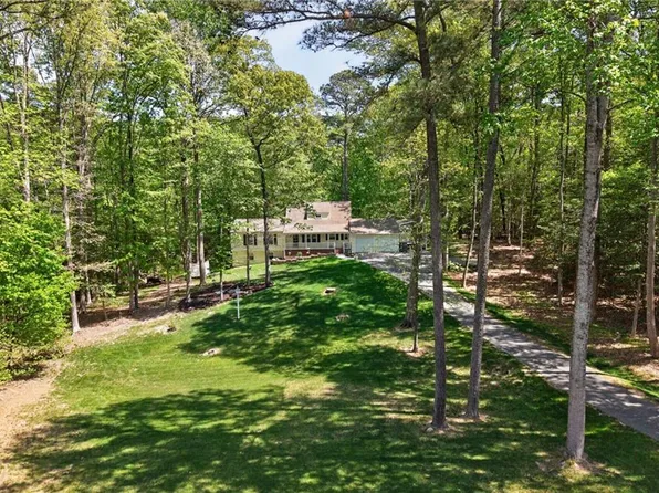 119 Tanbark Ln, Williamsburg, VA 23188