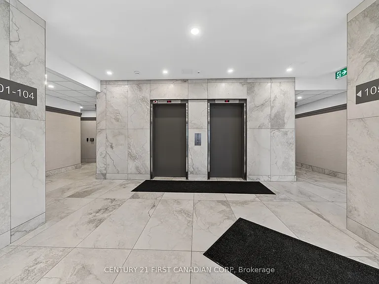 600 Talbot St #412 — Photo 6