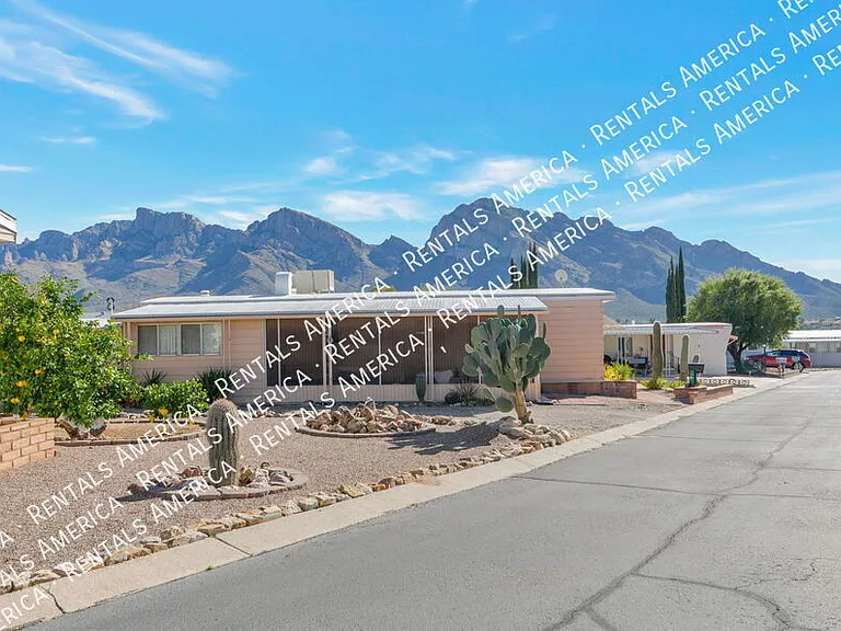 10684 N Stromboli Ave — Photo 22