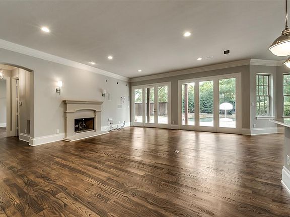 5th image of 10404 Somerton Dr