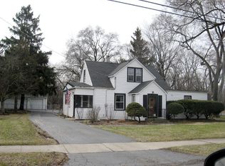 1121 Highridge Rd, Lombard, IL 60148