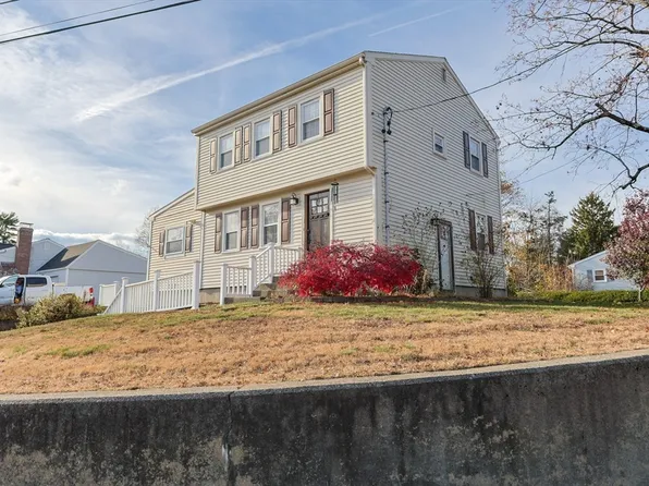 1 Revere Dr, Foxboro, MA 02035