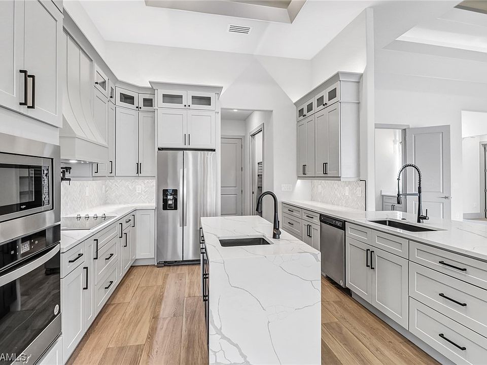 1st image of 1015 NW 38th Ave