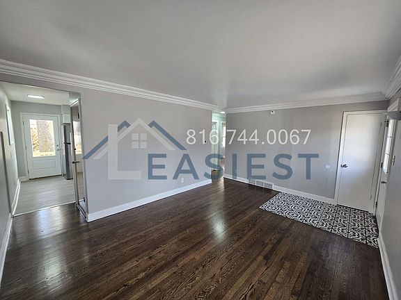 2nd image of 4309 Fisher St