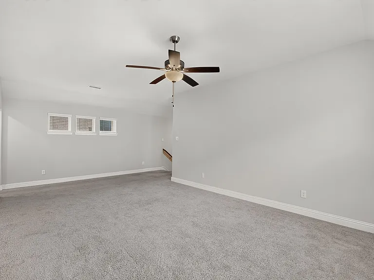 7617 Regal Ln — Photo 23