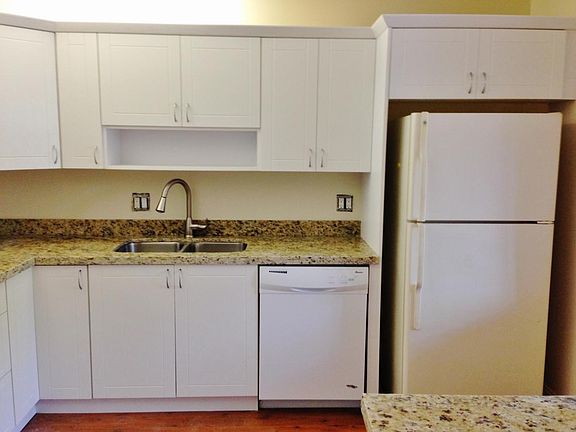 4th image of 201 Lakeview Dr APT 104