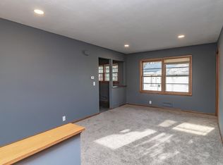 2700 W 66th St #1, Minneapolis, MN 55423