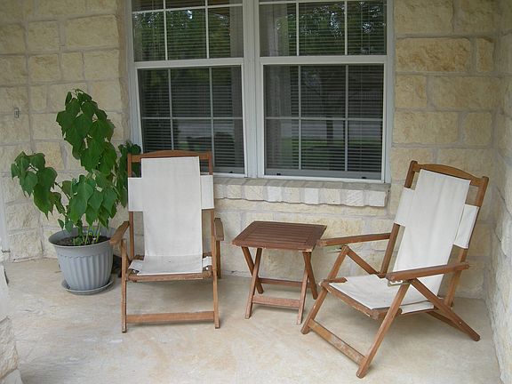 2nd image of 1512 Country Squire Dr