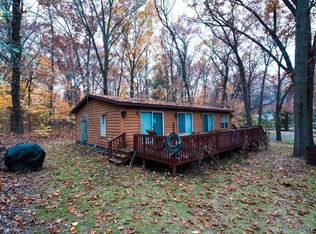 52855 Bay Dr, Grand Junction, MI 49056