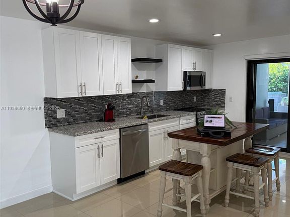 3rd image of 11771 SW 179th Ter