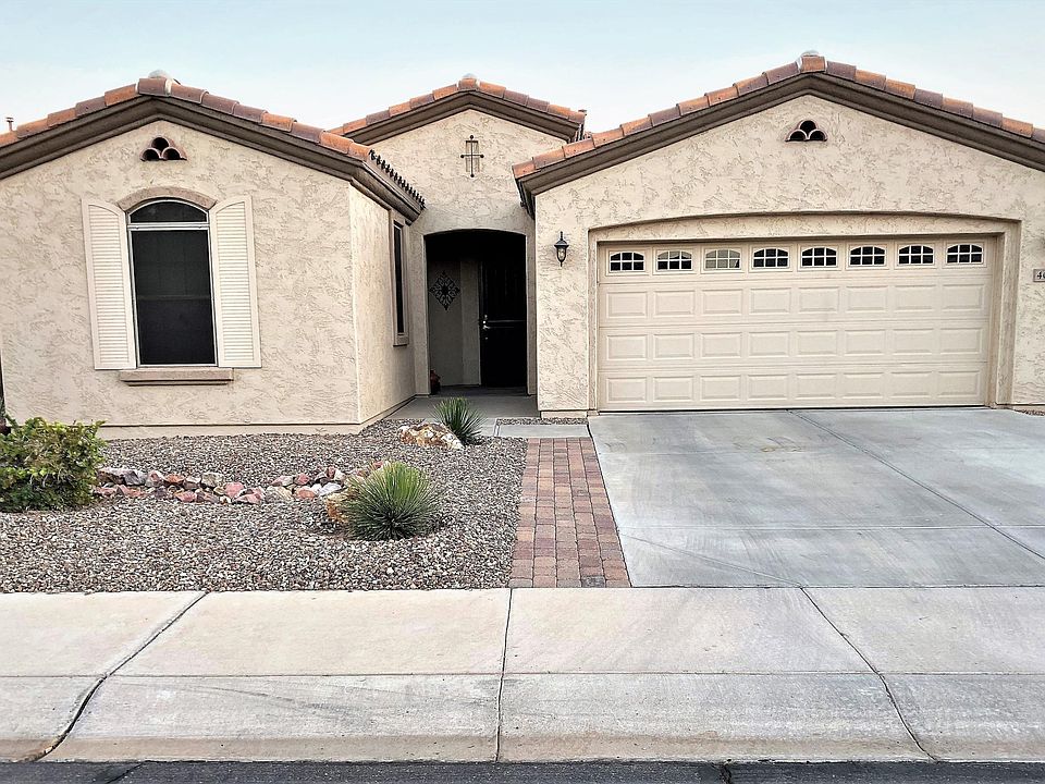 1st image of 4055 E Carob Dr