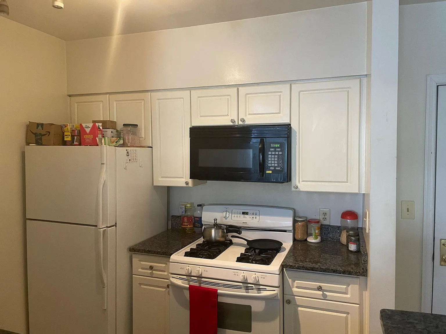 2204 Westcourt Ln — Photo 3