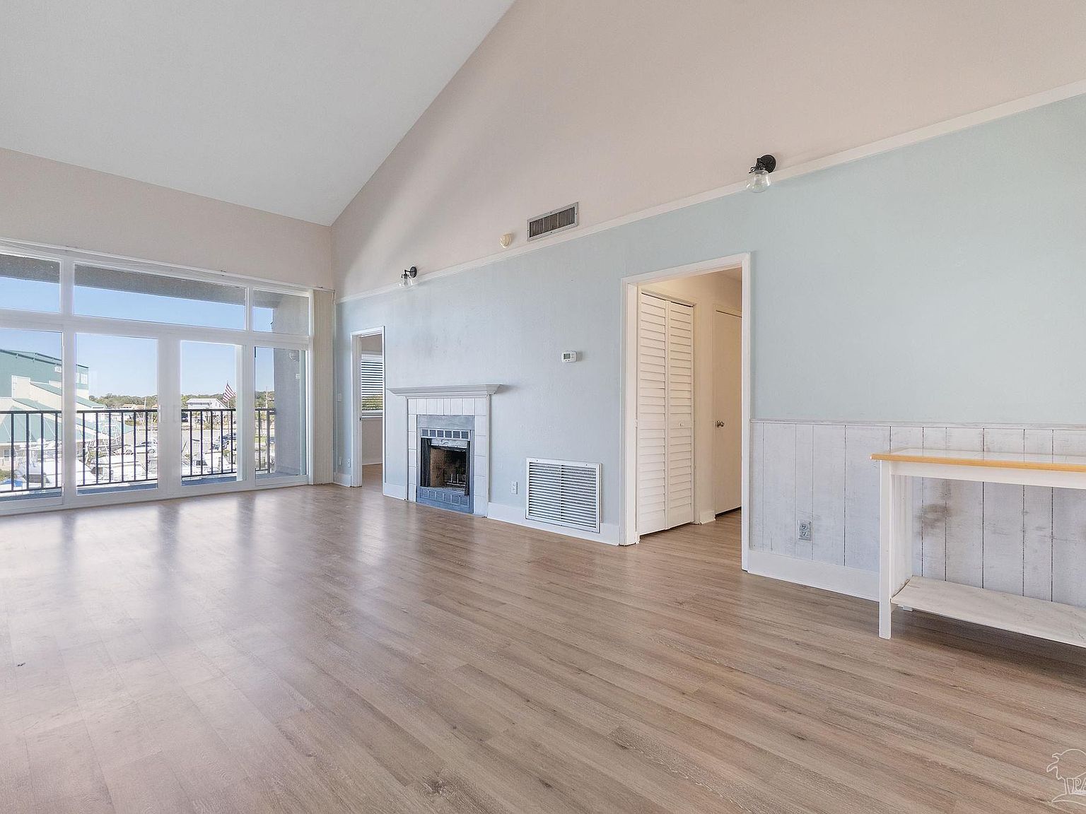 14100 River Rd UNIT 324