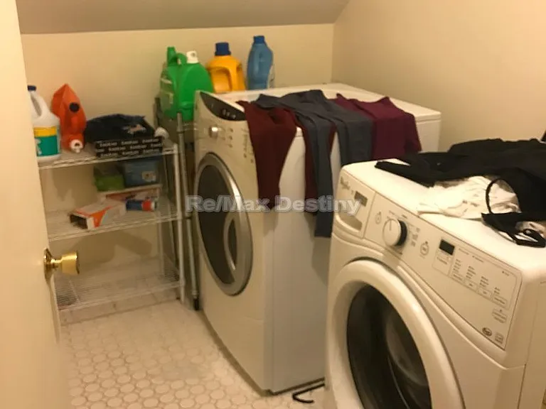 40 Walker St #2 — Photo 21