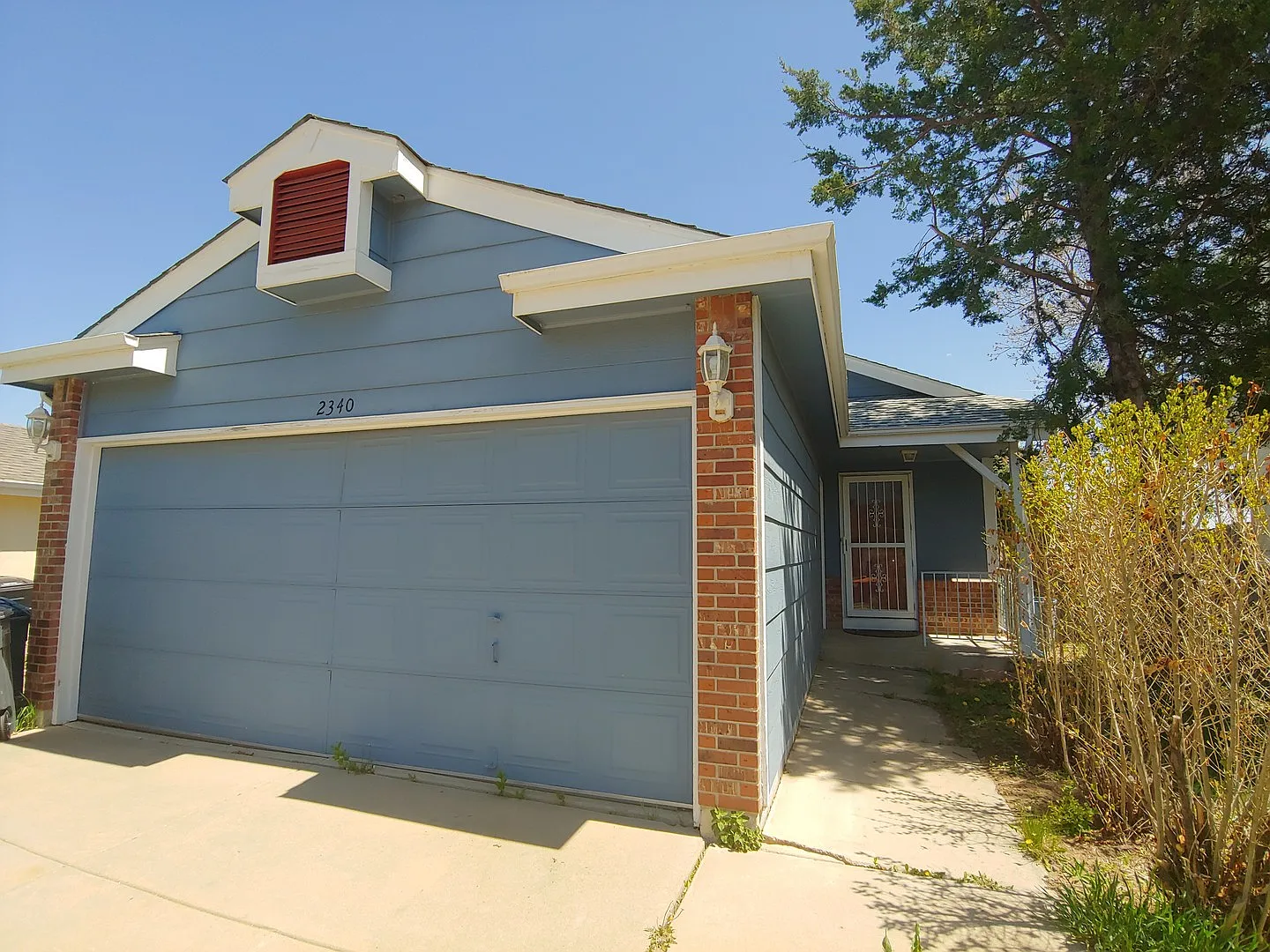 3Bed/2Bath Home in Lafayette! Available 8/15/26! — Photo 2
