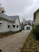 1010 Farrington St — Photo 20