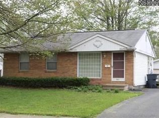 901 Landsdowne Ave NW, Warren, OH 44485