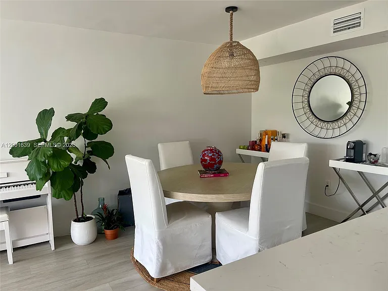 255 Galen Dr #3D — Photo 3