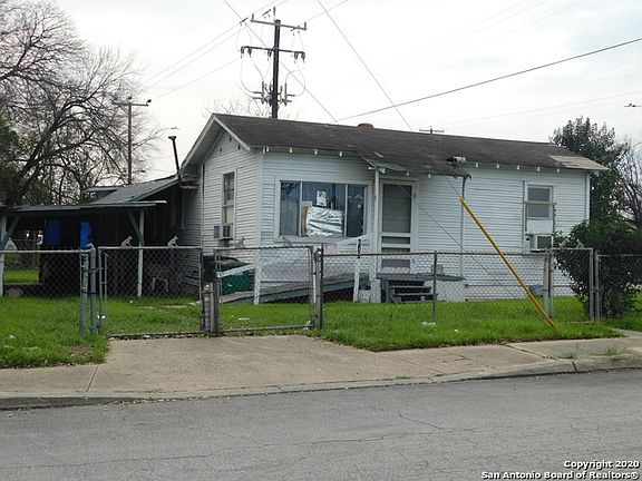 3rd image of 640 Alta Sita St